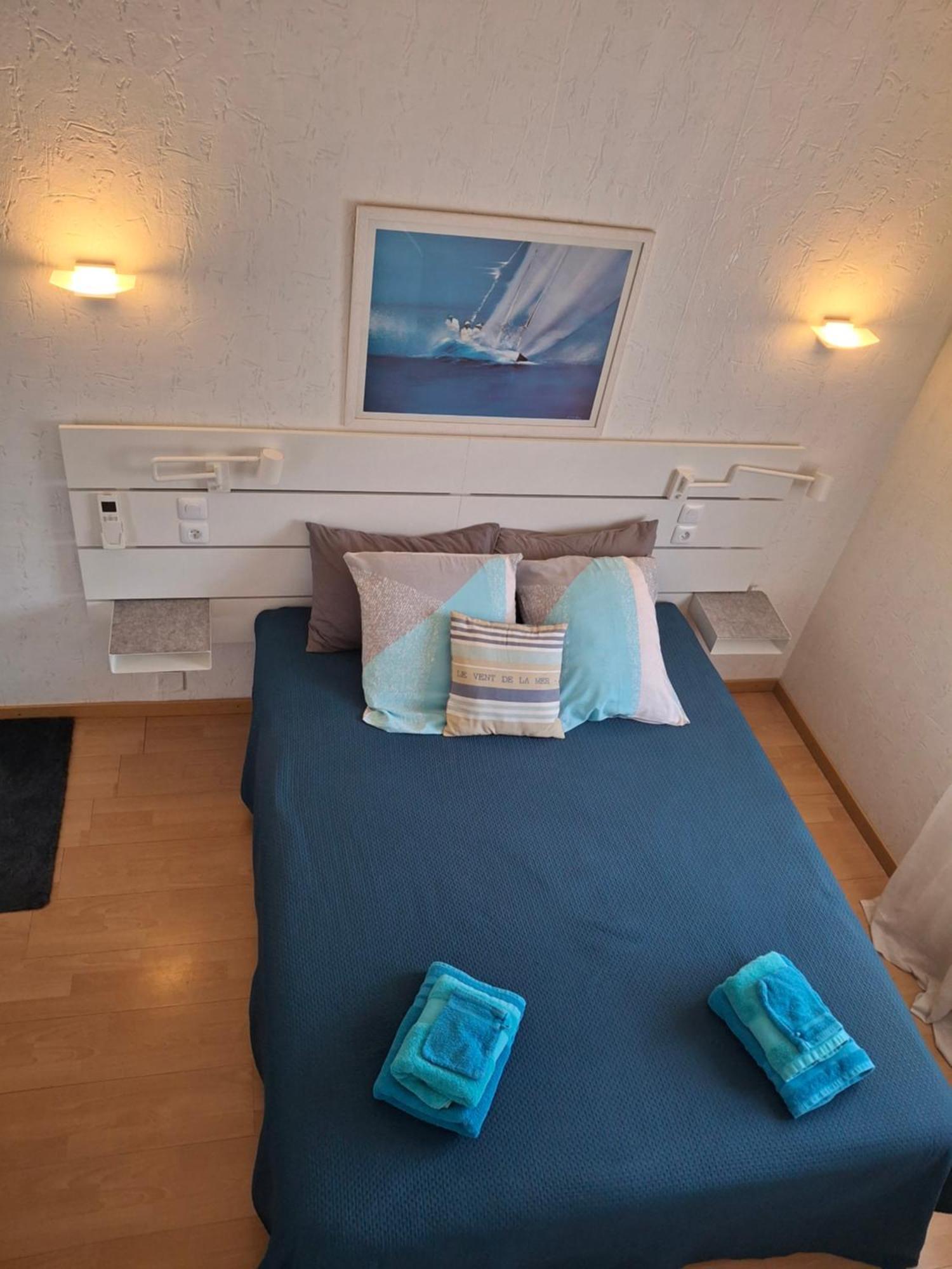 Villa Regain Chambres Et Table D'Hotes เกรอลีย์เรส ภายนอก รูปภาพ