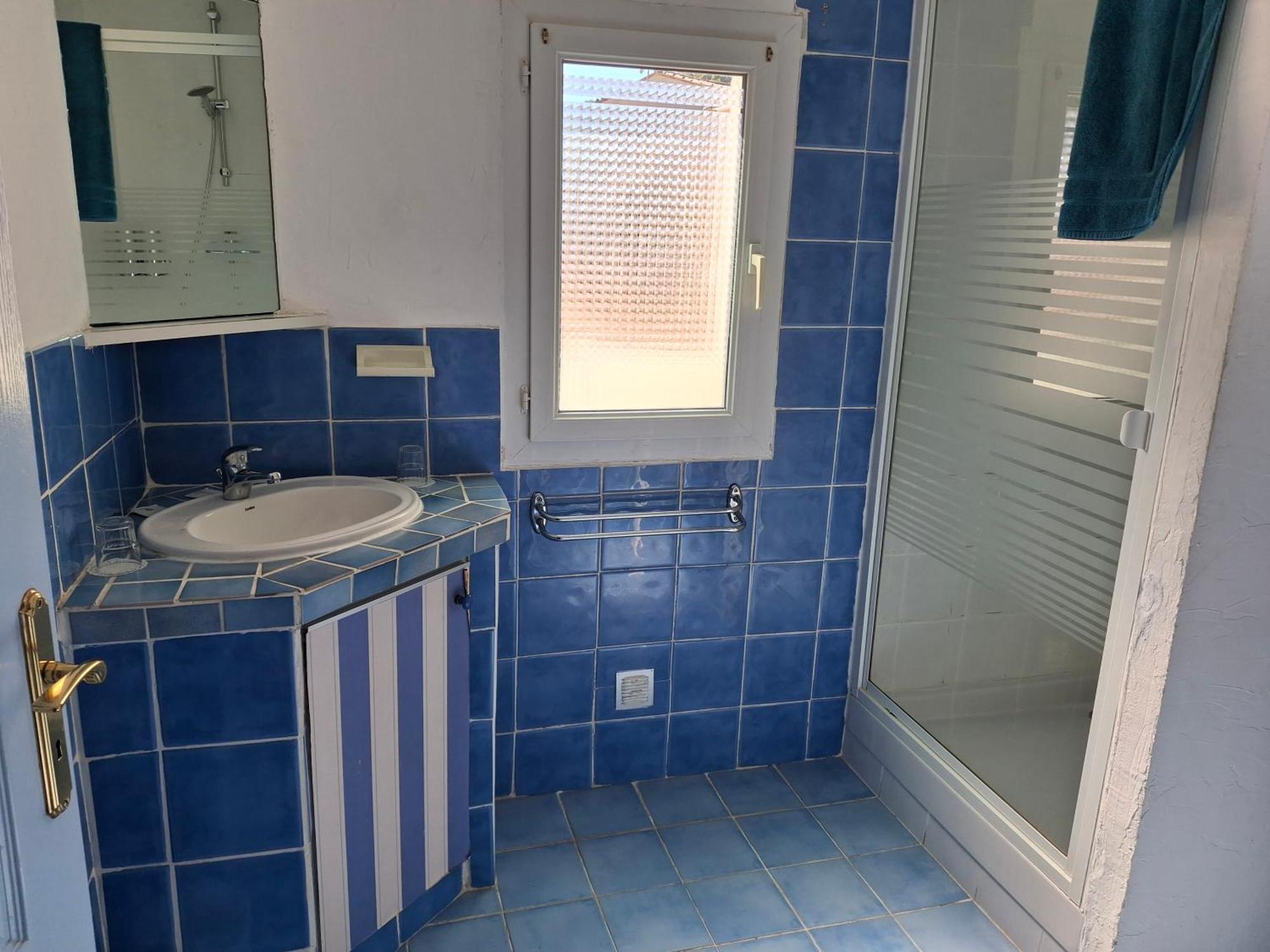 Villa Regain Chambres Et Table D'Hotes เกรอลีย์เรส ภายนอก รูปภาพ